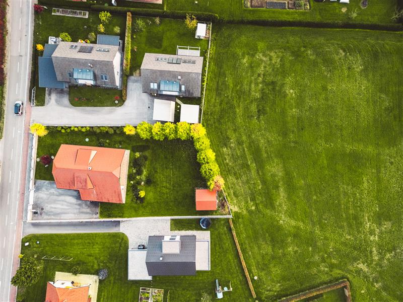top-down-view-small-backyard-of-family-homes-in-th-2025-01-29-02-16-20-utc